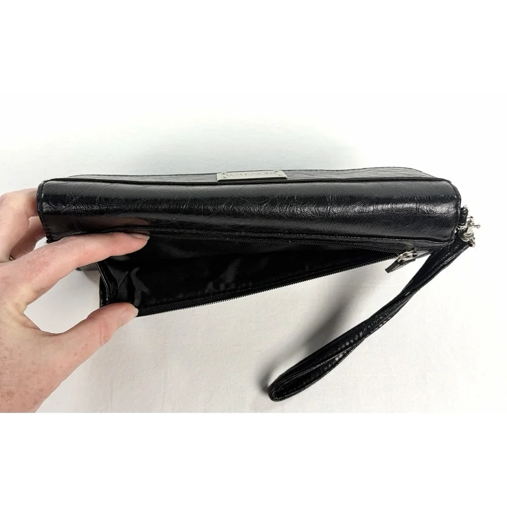 Kenneth Cole Reaction Black Faux Leather Clutch Wallet Wristlet Zip Pocket